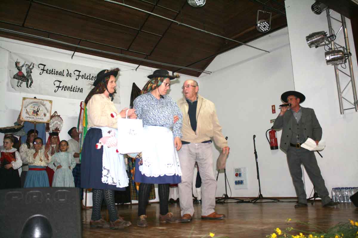 Festival de folclore de Fronteira