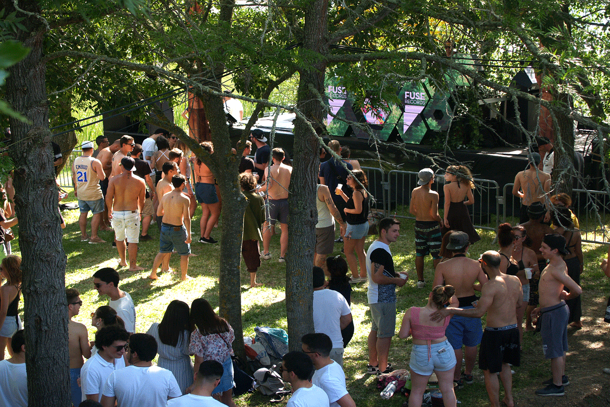 FESTIVAL DA JUVENTUDE AGITOU A VILA DE FRONTEIRA