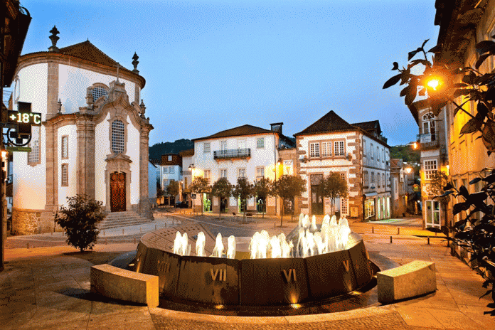 Vila de Arcos de Valdevez comemora hoje 500 anos de existência Vila de Arcos de Valdevez comemora hoje 500 anos de existência