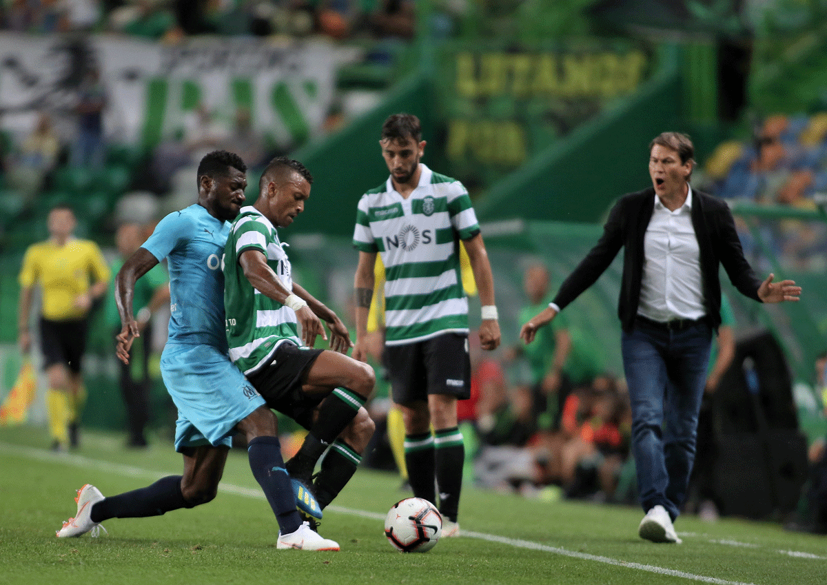 Sporting empata, a uma bola, frente ao Marselha