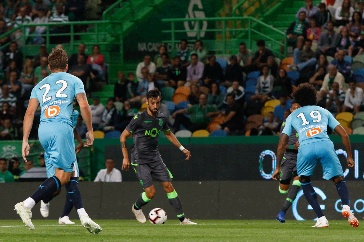 Sporting empata, a uma bola, frente ao Marselha