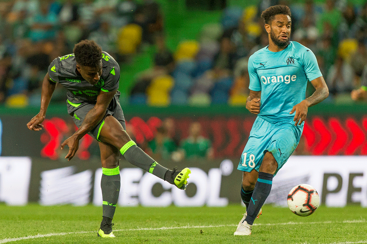 Sporting empata, a uma bola, frente ao Marselha
