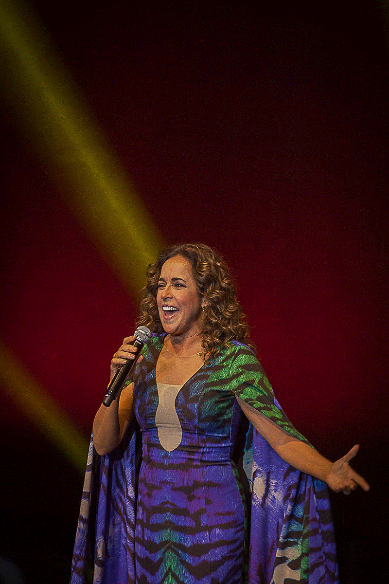 Daniela Mercury regressa ao Casino do Estoril com “O Axé, a Voz e o Violão”