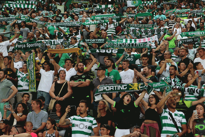 Sporting vs Vitória de Setubal 05 Adeptos Sportinguistas no Estádio de Alvalade no jogo Sporting vs Vitória de Setubal