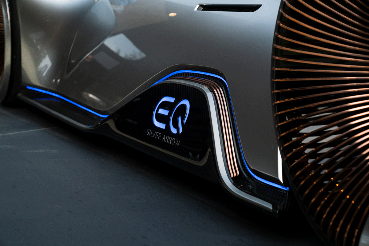 O Vision EQ Silver Arrow foi concebido como um veículo elétrico