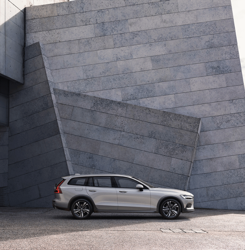 VOLVO V60 Cross Country