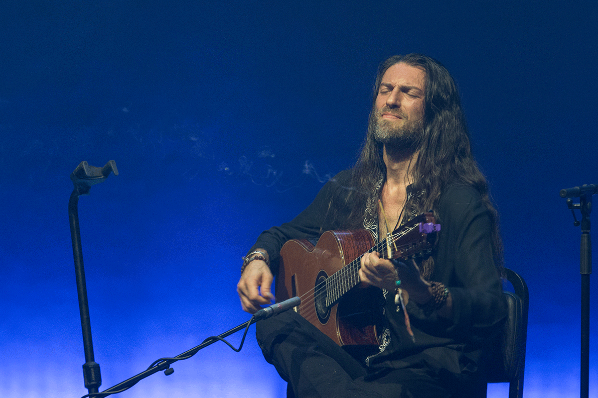 Estas Tonne