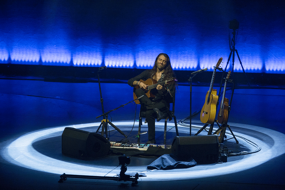 Estas Tonne