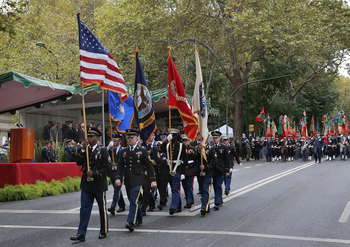 maior desfile militar desde sempre em Portugal
