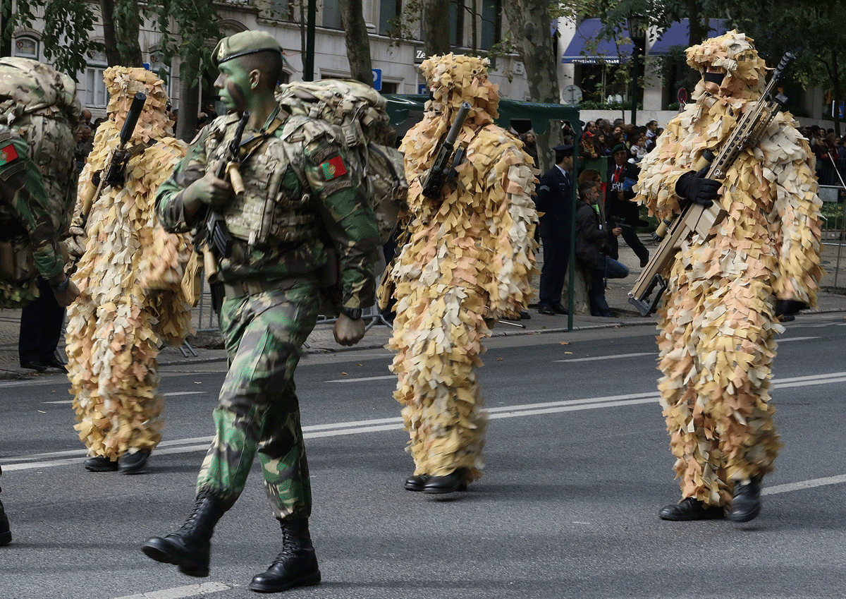 maior desfile militar desde sempre em Portugal