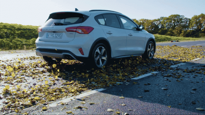 Focus-Active-Slippery Ford Focus Active