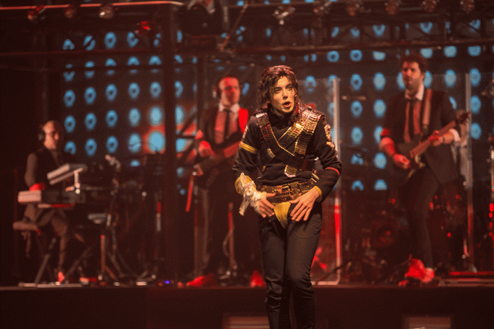 Forever King of Pop CH1P0398 Salão Preto e Prata, do Casino do Estoril