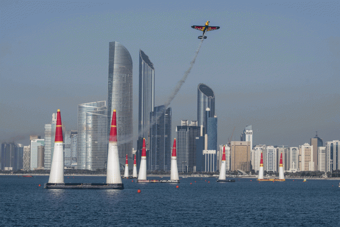 RED BULL AIR RACE WORLD CHAMPIONSHIP