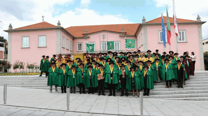 cmpb_ent_vin_ver_01 Confraria dos Vinhos Verdes