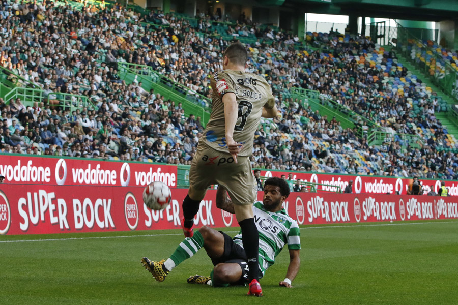 Sporting vence o Boavista por 2-0