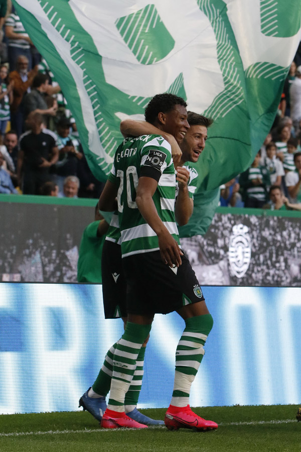 Sporting vence o Boavista por 2-0