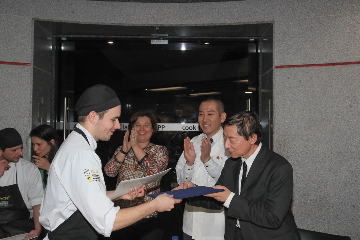 Chefs de Cozinha Japonesa receberam Diplomas reconhecidos pelo Governo Japonês