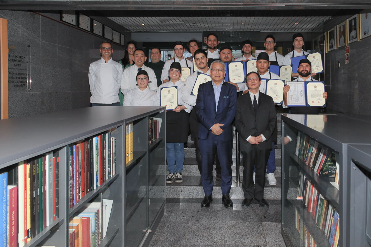 Chefs de Cozinha Japonesa receberam Diplomas reconhecidos pelo Governo Japonês
