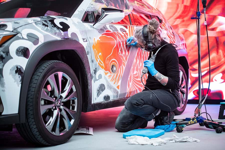 LEXUS REVELA O PRIMEIRO SUV TATUADO DO MUNDO