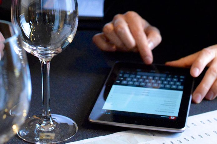 Adegga PWW EMPRESA PORTUGUESA REAGE AO CANCELAMENTO DA MAIOR FEIRA DE VINHOS DO MUNDO COM PLATAFORMA E EVENTO DIGITAL