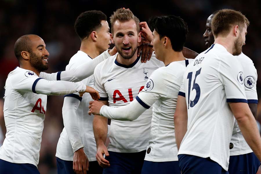LG FILMA O PRIMEIRO JOGO DA PREMIER LEAGUE DO TOTTENHAM EM 8K