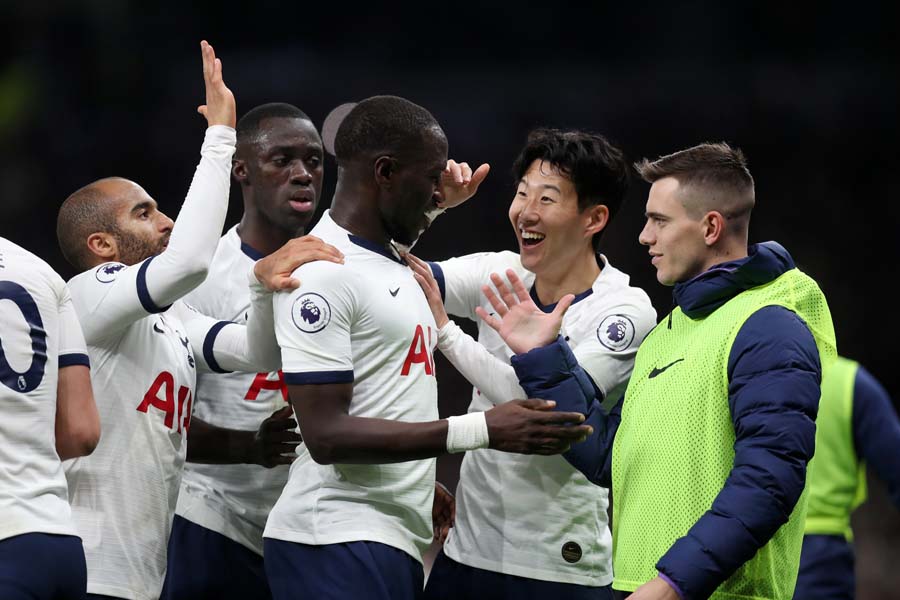 LG FILMA O PRIMEIRO JOGO DA PREMIER LEAGUE DO TOTTENHAM EM 8K