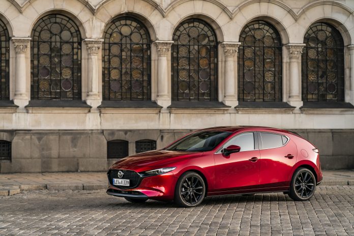 Mazd3_Skyactiv-X_static_HB_soul_red_crystal-7 Mazda tem 2 modelos entre os 3 finalistas ao ‘World Car of the Year’ de 2020