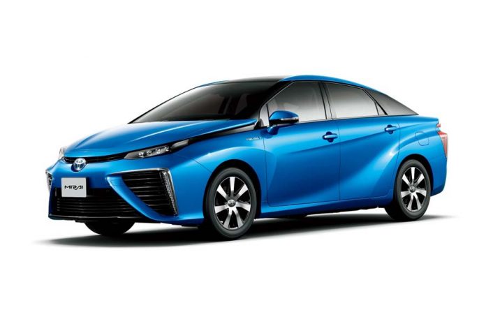 Mirai Fuel Cell EV Toyota Mirai testado pelo Parlamento Europeu
