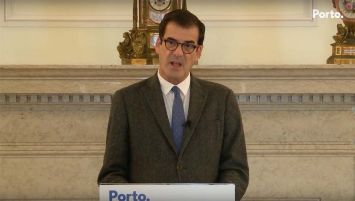 Rui Moreira Rui Moreira pede a António Costa que decrete Estado de Emergência