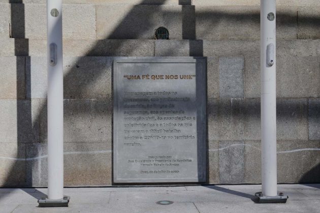 Placa comemorativa