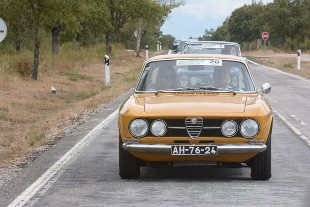 autom&oacute;veis cl&aacute;ssicos e hist&oacute;ricos