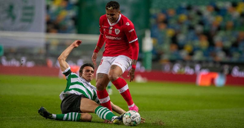 Sporting refor&ccedil;ou a posi&ccedil;&atilde;o de l&iacute;der