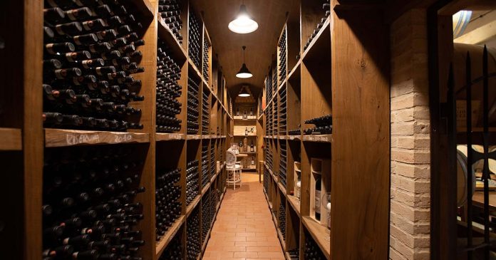 Diretores de Hotel Vinho e Garrafeiras