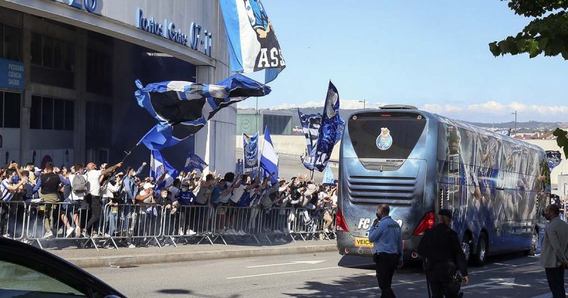 Cl&aacute;ssico FC Porto com o Benfica