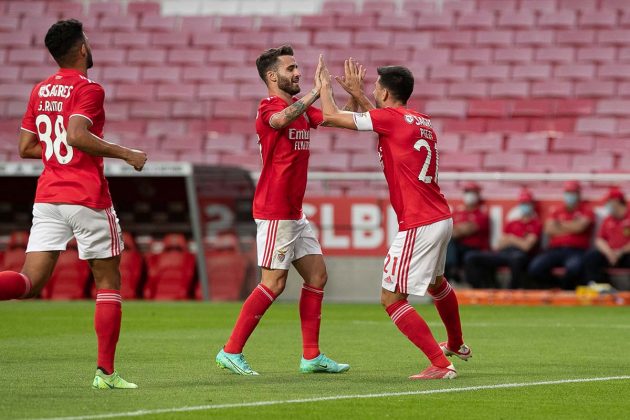 Benfica empatou com o Marselha