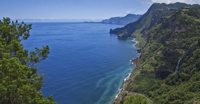 Achada_do_Gramacho_seascape©Simon Zino s Madeira o Melhor Destino Insular da Europa