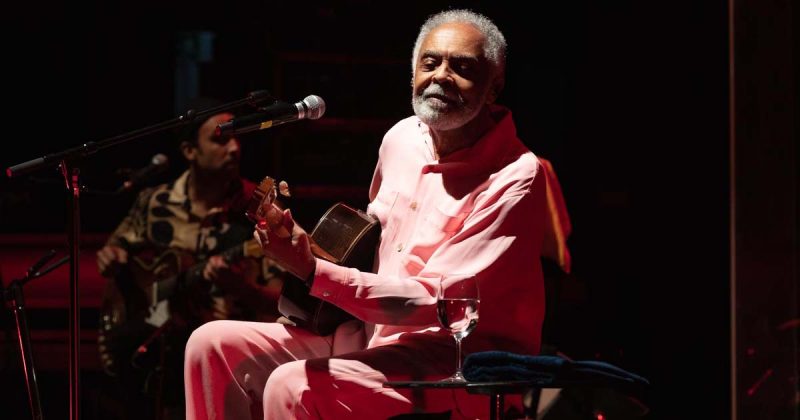 Gilberto Gil com Aquele abra&ccedil;o