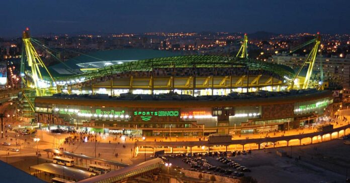 estadio_noite_16-10-2005-3 s Hisense com o Sporting