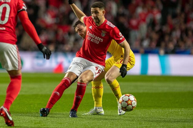 Benfica perde com Liverpool
