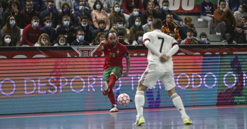 Ricardinho despediu-se da Sele&ccedil;&atilde;o Nacional