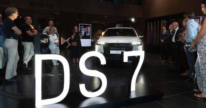 pré-lançamento do DS 7 com Foco no Chef