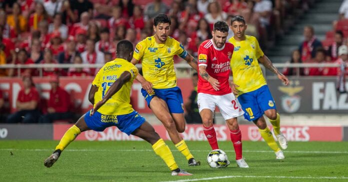 Benfica vence o Arouca