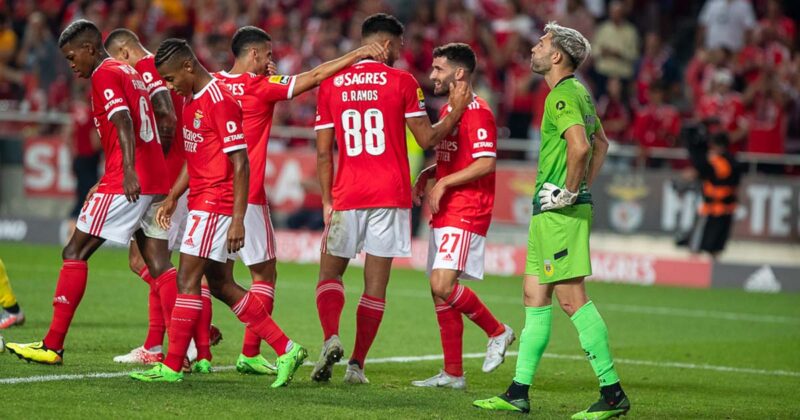 Benfica vence o Arouca