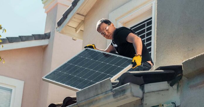 portugueses e as energias renováveis pexels-kindel-media-9875411 s portugueses e as energias renováveis
