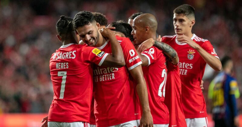 Benfica-goleia-Chaves