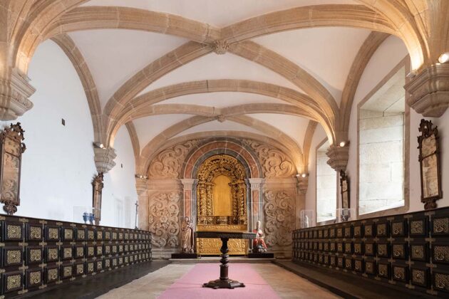 Mosteiro de S Miguel de Refojos