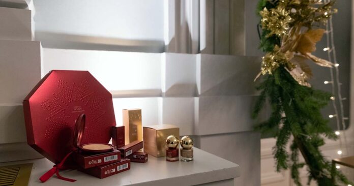 Joyful-Holiday-Kiko-Milano Joyful-Holiday-Kiko-Milano