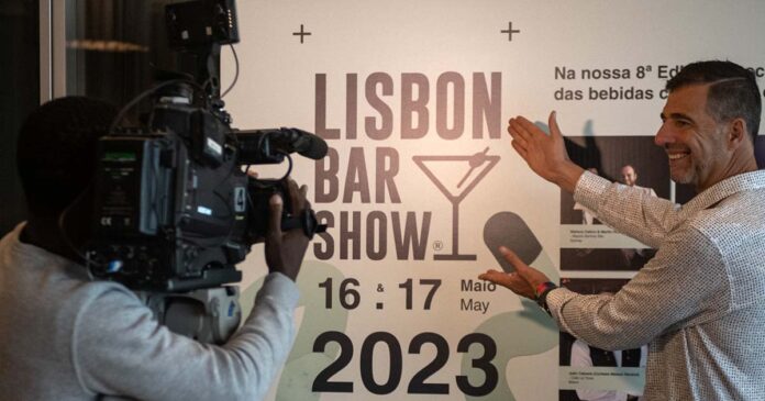 Lisbon bar show
