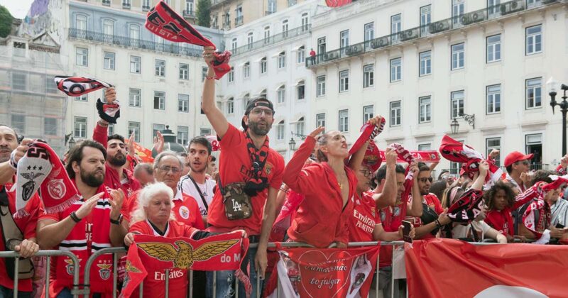 Adeptos benfiquistas