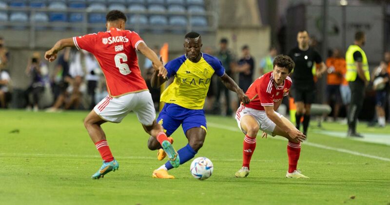 Benfica venceu Al Nassr